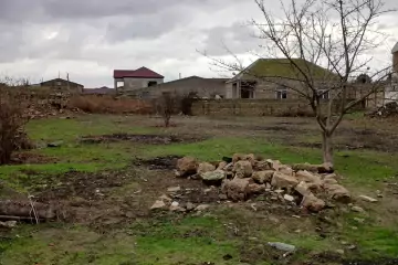 Satılır Torpaq Buzovnada
