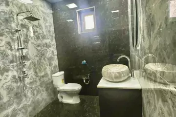 Satılır Həyət Evi Bakıda