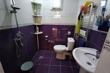 Satılır Həyət Evi Zabrat Qəsəbəsida