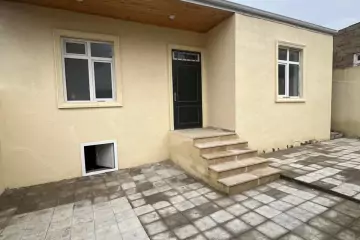 Satılır Həyət Evi Bakıda 