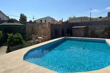 Satılır Villa Buzovnada 