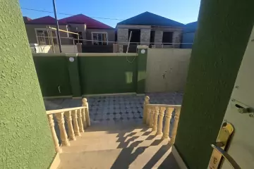 Satılır Həyət Evi Savalan Qəsəbəsida