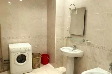 Aylıq Kirayə Yeni Tikili 28 May Metrosu ətrafında