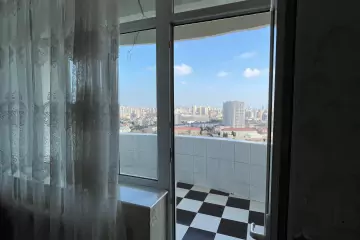 Satılır Yeni Tikili Elmler Akademiyasıda