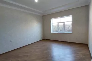 Satılır Həyət Evi Binədə