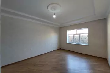 Satılır Həyət Evi Binədə