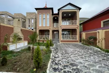 Satılır Həyət Evi Ramanada 