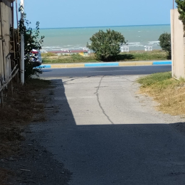 11 sot  torpaq satılır, Novxanı
