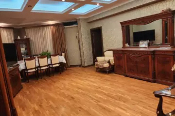 Satılır Yeni Tikili Nərimanov Parkı