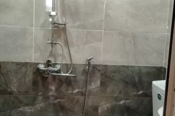 Satılır Köhnə Tikili Qaraçuxurda