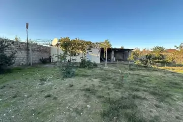 Satılır Həyət Evi Sabunçu Qəsəbəsida