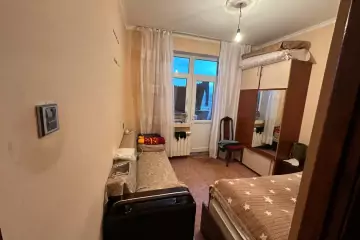 Satılır Köhnə Tikili Suraxanıda