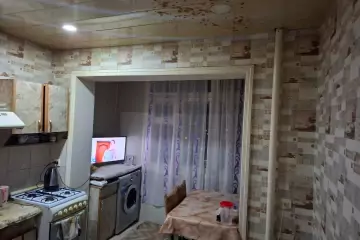 Satılır Köhnə Tikili Ukraniya Dairəsida