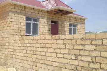 Satılır Həyət Evi Masazırda