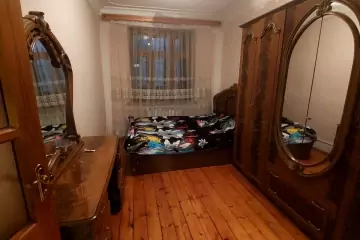 Satılır Köhnə Tikili Xalqlar Dostluğuda