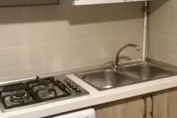 Satılır Köhnə Tikili Bakıxanovda