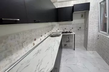 Satılır Yeni Tikili Yeni Yasamalda