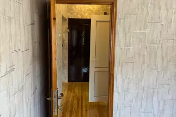 Satılır Köhnə Tikili Ukraniya Dairəsida