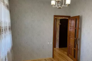 Satılır Köhnə Tikili Ukraniya Dairəsida