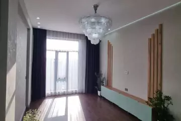 Satılır Yeni Tikili Heydər əliyev Mərkəzində