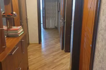 Satılır Köhnə Tikili Bakıxanovda