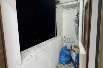 Satılır Yeni Tikili 8-ci Mikrorayonda