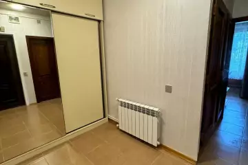 Satılır Köhnə Tikili Bakı Kinoteatrıda