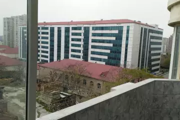 Satılır Yeni Tikili Tbilisi Prospektida