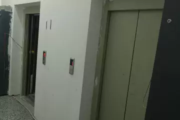 Satılır Yeni Tikili Ukraniya Dairəsida