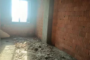 Satılır Yeni Tikili Ukraniya Dairəsida