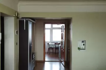 Satılır Köhnə Tikili Bakıxanovda