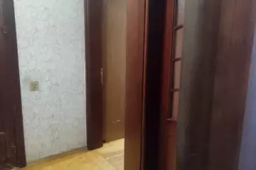 Satılır Köhnə Tikili Bakıxanovda