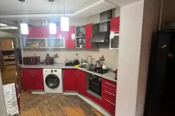 Satılır Köhnə Tikili Yeni Yasamalda
