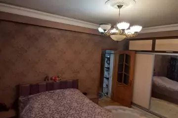 Satılır Yeni Tikili Bakı Kinoteatrıda