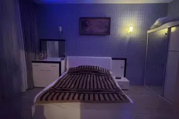 Günlük Kirayə Köhnə Tikili Sahil Bağıda