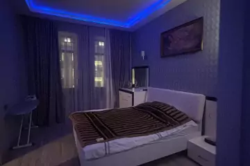 Günlük Kirayə Köhnə Tikili Sahil Bağıda