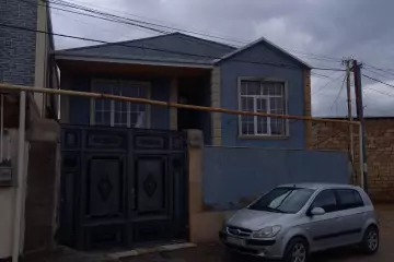 Satılır Həyət Evi Bakıda