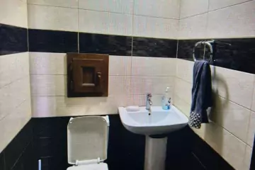 Satılır Yeni Tikili 1-ci Mikrorayonda