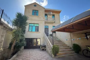 Satılır Həyət Evi Bakıda 