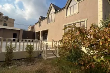 Satılır Həyət Evi Bakıda