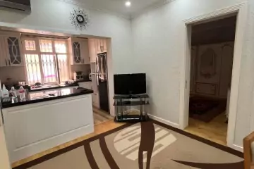 Satılır Həyət Evi Bakıda