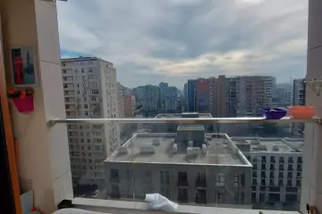 Satılır Yeni Tikili Gənclikdə