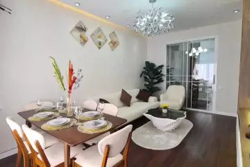 Satılır Yeni Tikili şərq Bazarında