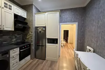 Aylıq Kirayə Yeni Tikili Ağ şəhər Kompleksində