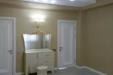 Satılır Yeni Tikili Ağ şəhər Kompleksində