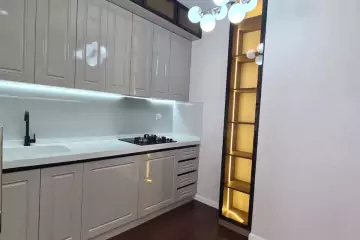 Satılır Yeni Tikili Heydər əliyev Mərkəzində