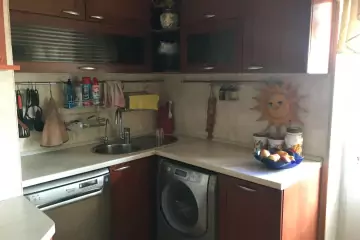 Satılır Yeni Tikili Elmler Akademiyasıda