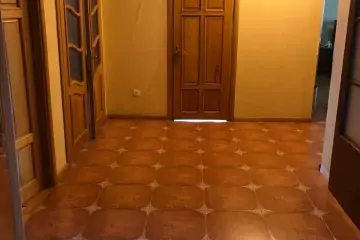 Satılır Yeni Tikili Elmler Akademiyasıda