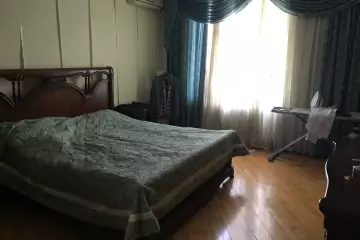 Satılır Yeni Tikili Elmler Akademiyasıda