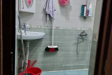 Satılır Köhnə Tikili Yasamalda